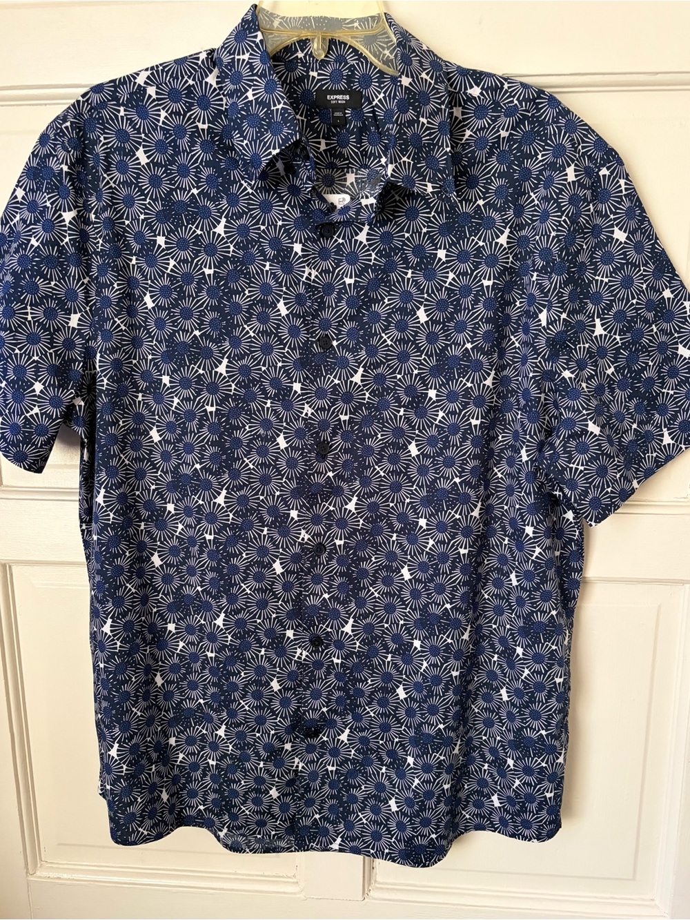 Express Navy and White Short-Sleeve Button-Down with Geometric Starburst Print